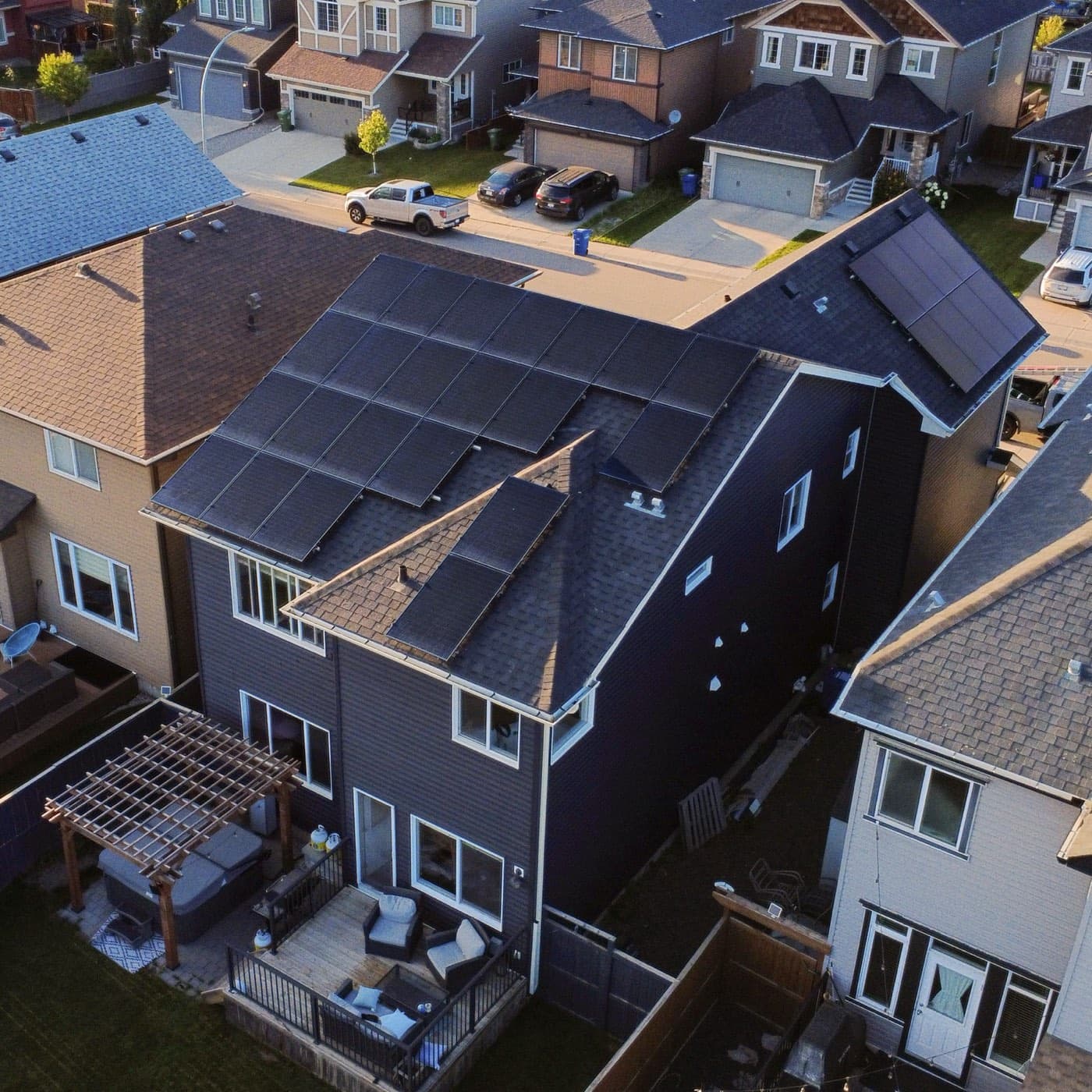 9.9 kW solar install in Ravenswood